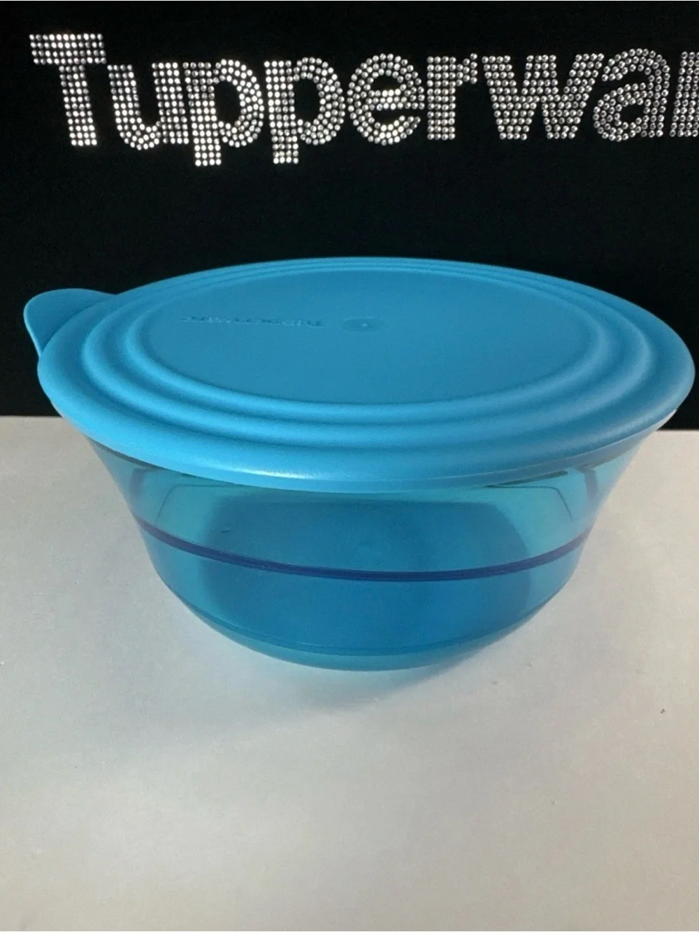 Tupperware Elegant Serving Salad Bowl 2.3 L / 9.75 cup Storage Serveware Blue !